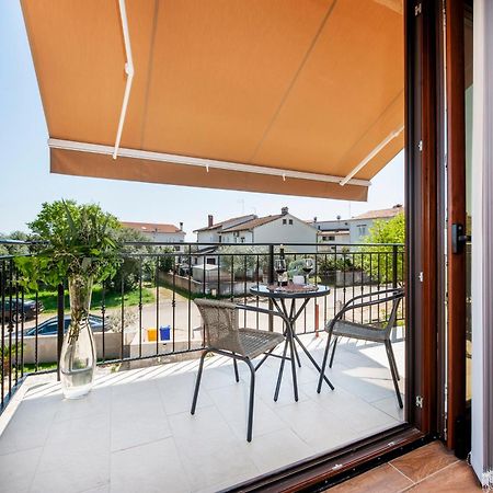 Apartman Lorena Rovinj Exteriör bild